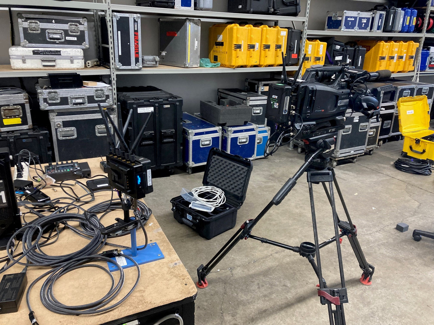 Wavetek Tv Wireless Video and Paint System - HD Source