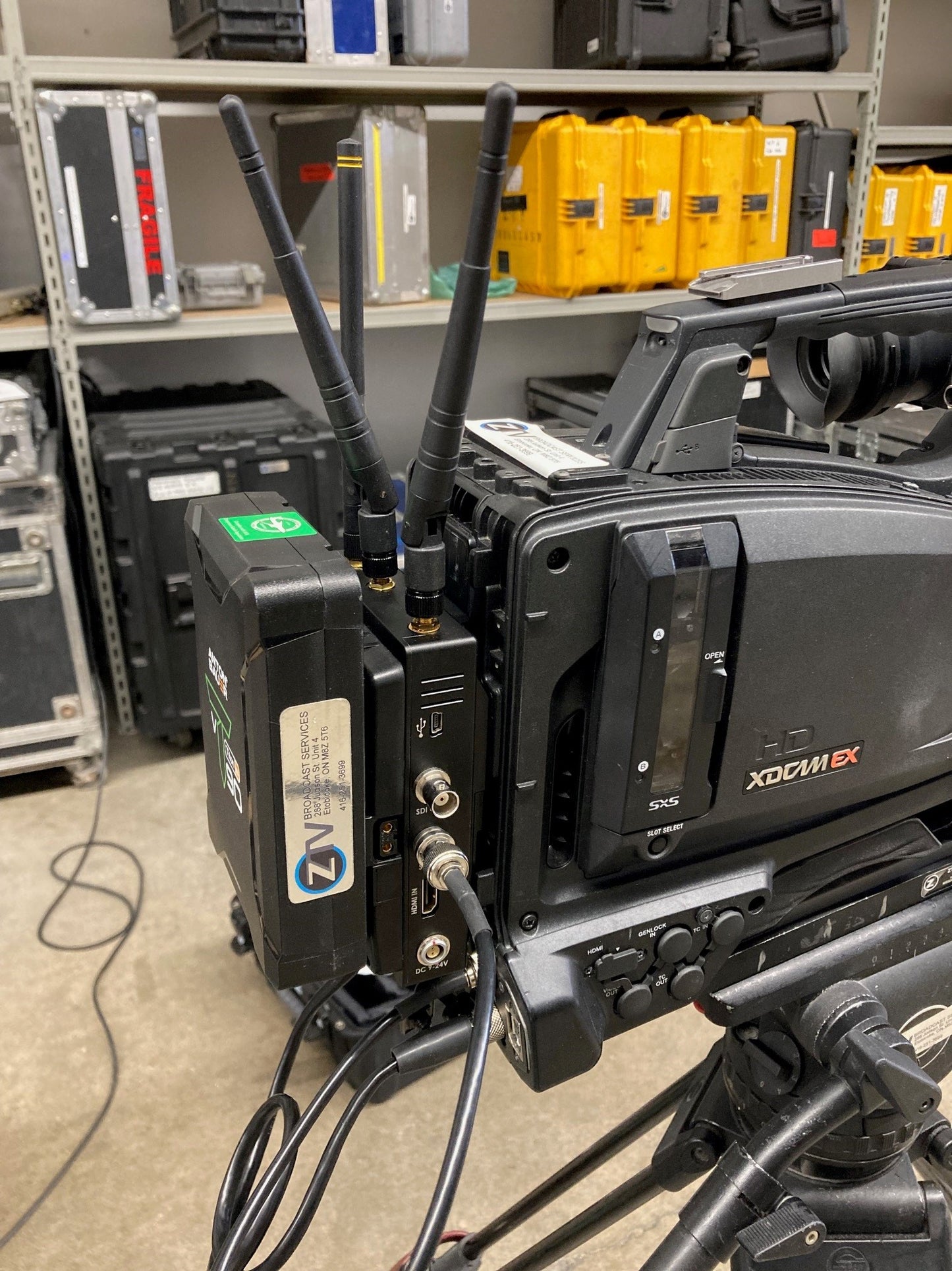 Wavetek Tv Wireless Video and Paint System - HD Source