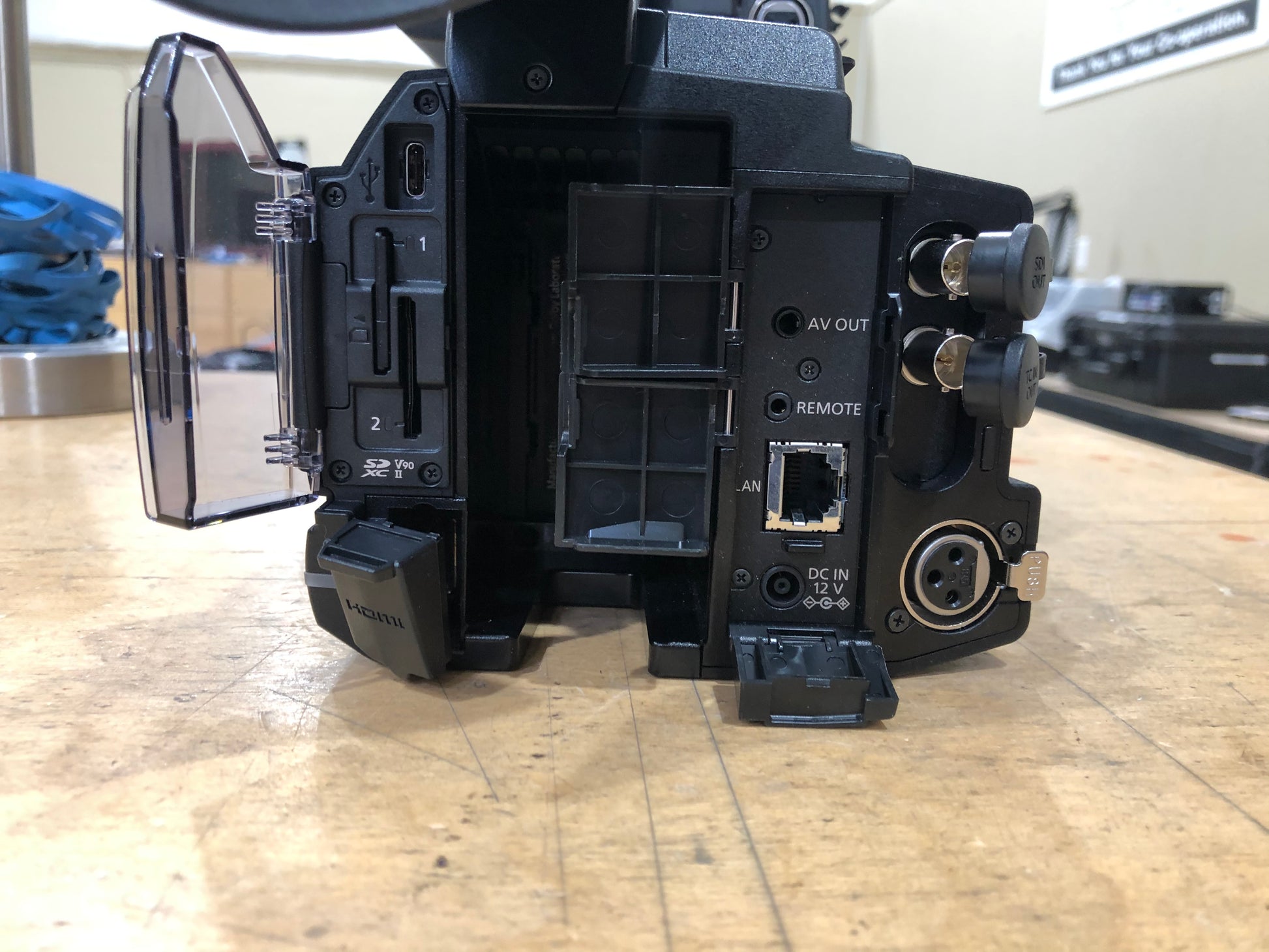 Panasonic CX-350 w/ PSU, Batteries, and Battery Charger - Demo - HD Source